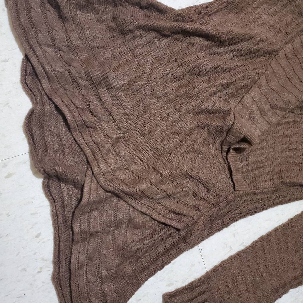 AK Collection Sweater - Picture 2 of 6